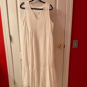 beachlunchlounge White Maxi Dress